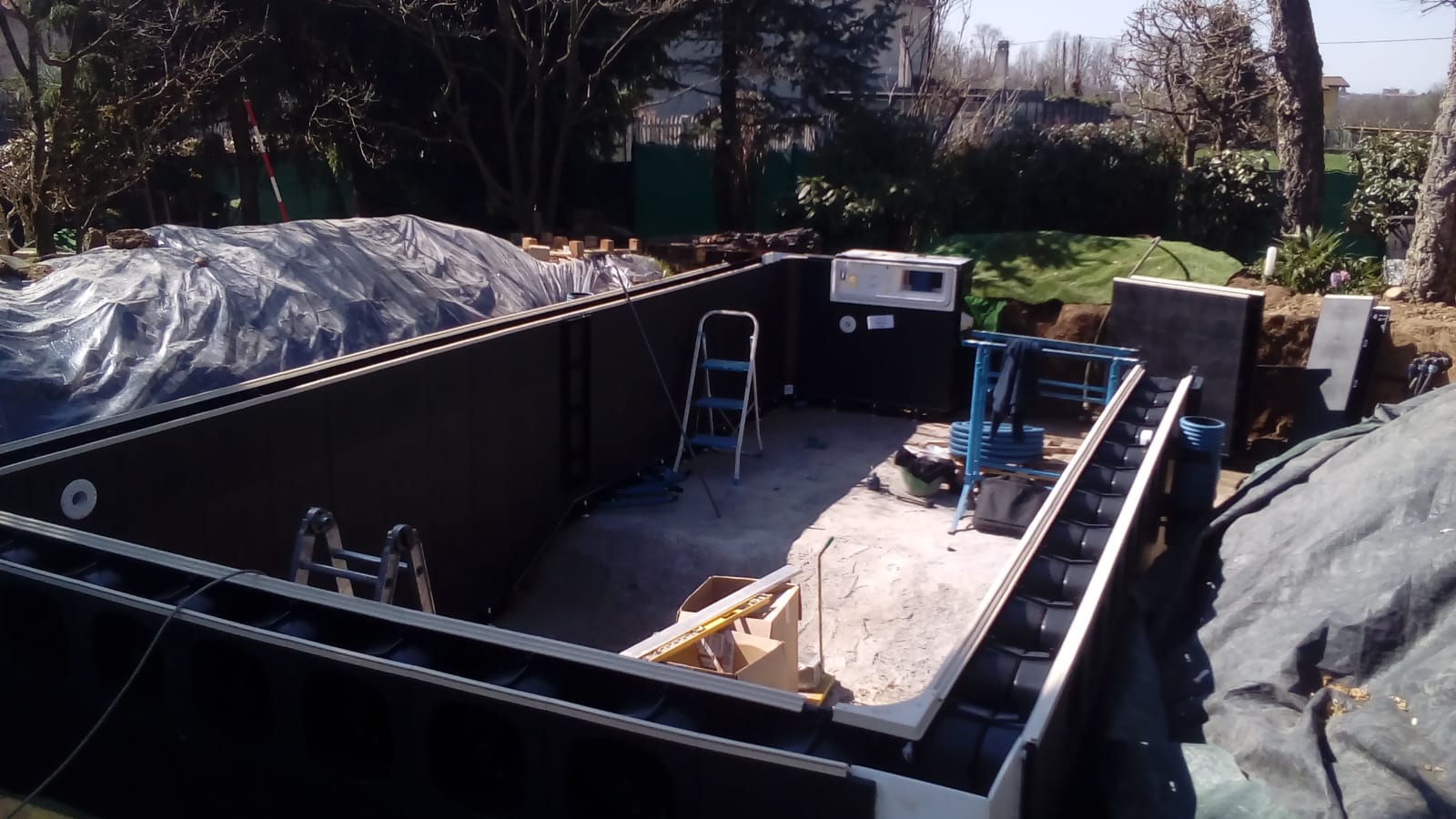 Piscina in kit Magiline da 4 x 8 mt altezza 1.5 mt con scala a angolo - immagine 10