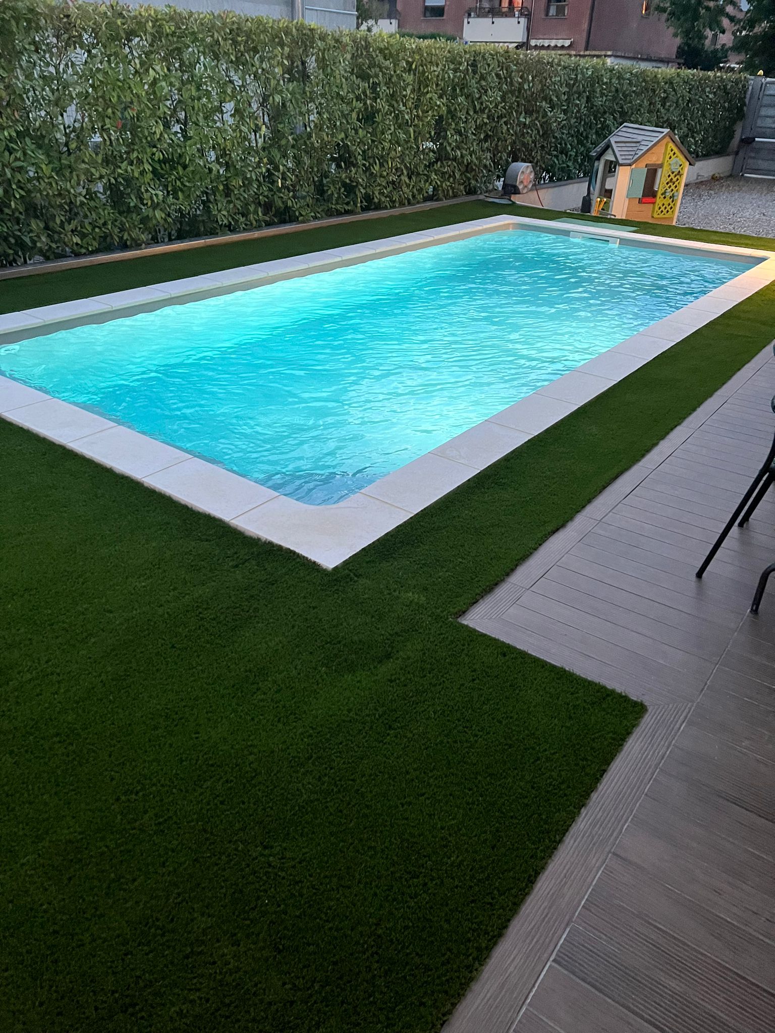 Piscina in kit Magiline da 4 x 8 mt altezza 1.5 mt con scala a angolo - immagine 37