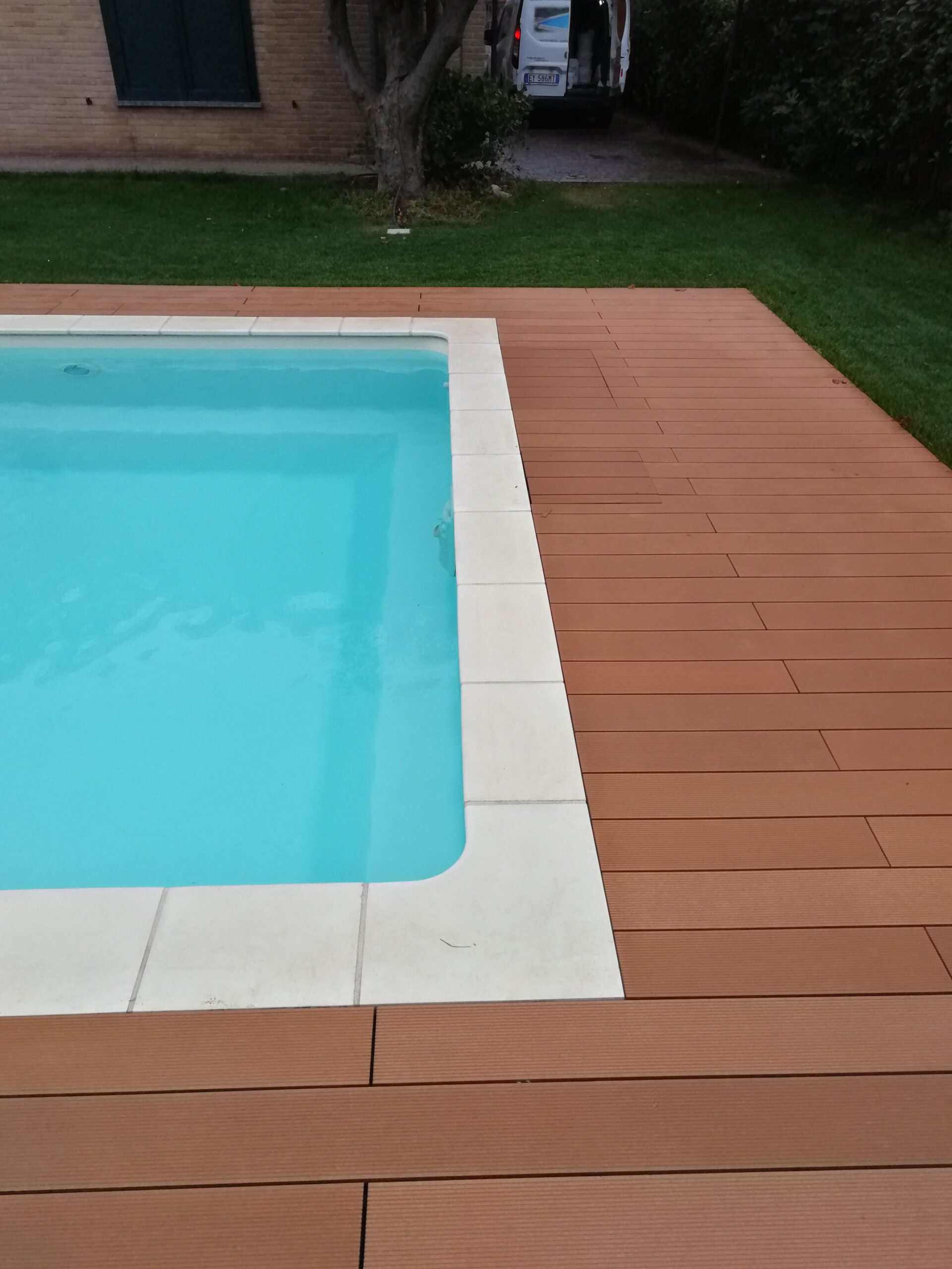 Piscina in kit Magiline da 4 x 8 mt altezza 1.5 mt con scala a angolo - immagine 19
