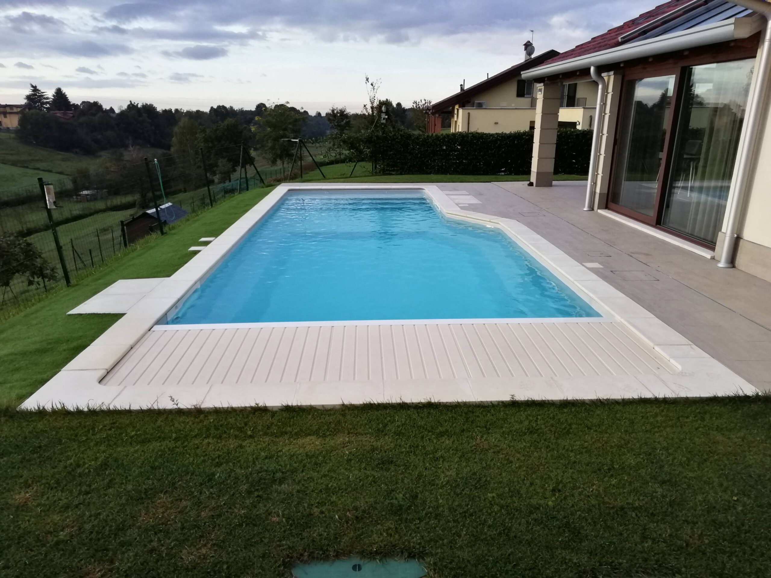 Piscina in kit Magiline da 4 x 8 mt altezza 1.5 mt con scala a angolo - immagine 15