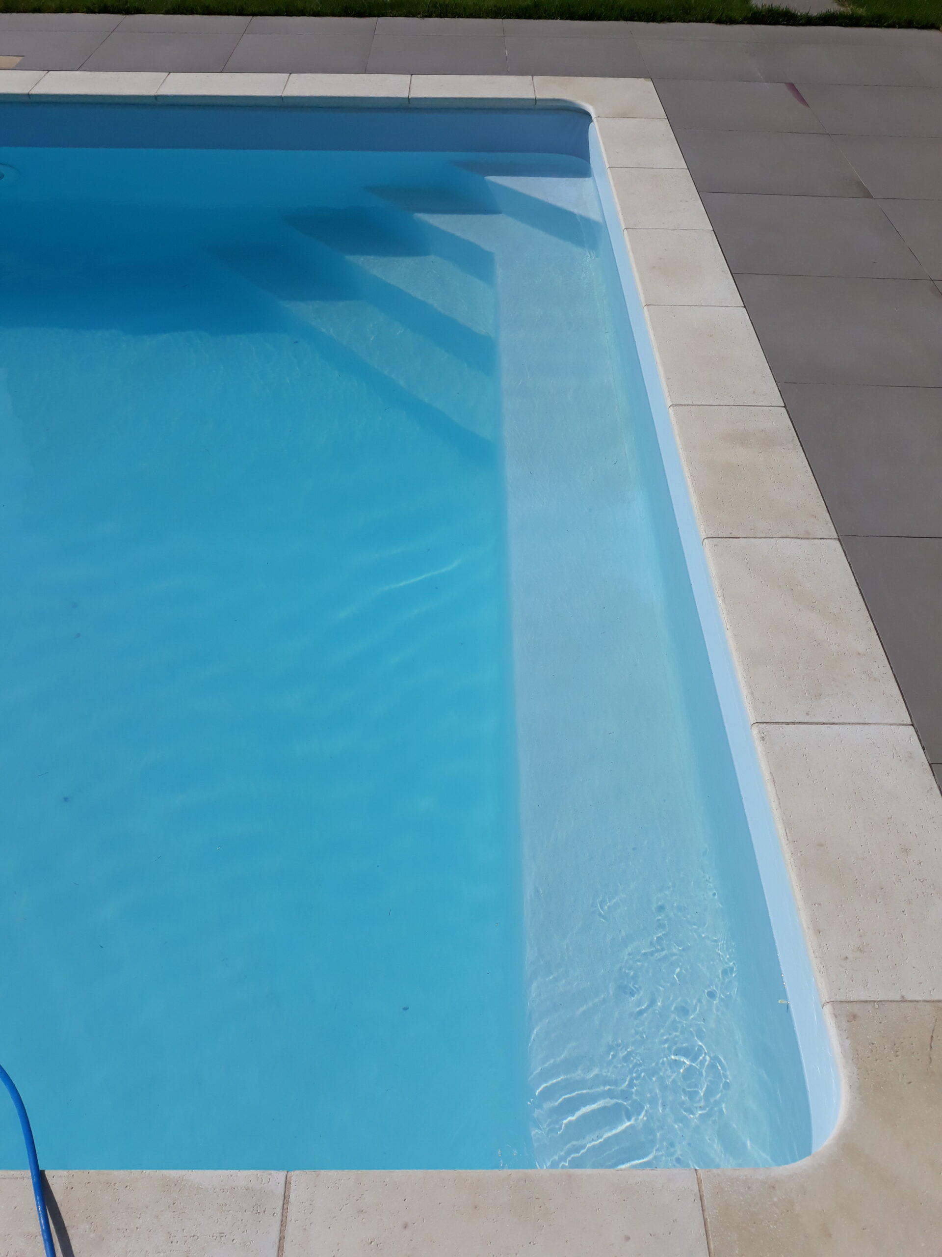 Piscina in kit Magiline da 4 x 8 mt altezza 1.5 mt con scala a angolo - immagine 3